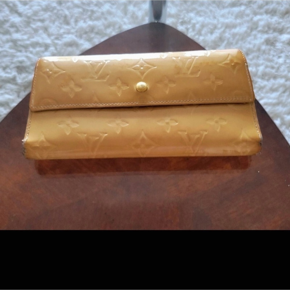 Y2K Louis Vuitton Wallet VERNIS 7.5x4.5 YELLOW 3 Fold Organize Slot Snap Pocket